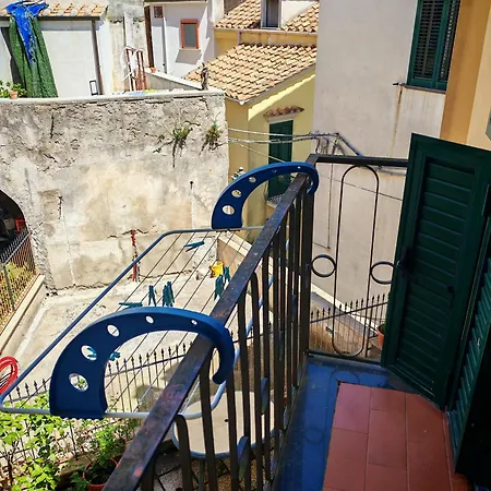 Tenuta Lucio Vietri sul Mare
